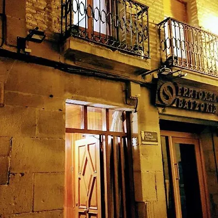 La Casa De Lorenzo * La Guardia