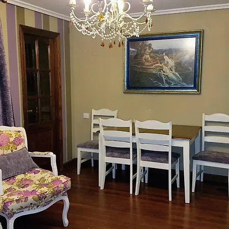 La Casa De Lorenzo * La Guardia
